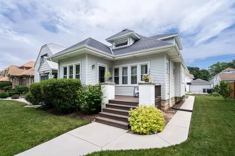 1020 S 77th, West Allis, WI 53214