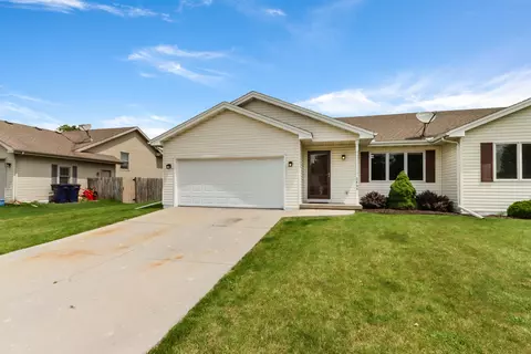 3645 Sandhill, Janesville, WI 53546