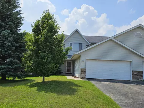 1128 Moore, West Bend, WI 53090