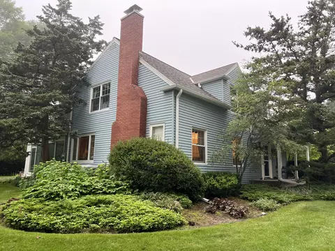 9079 N Tennyson, Bayside, WI 53217
