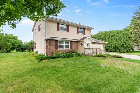 127 Martin, Hartford, WI 53027