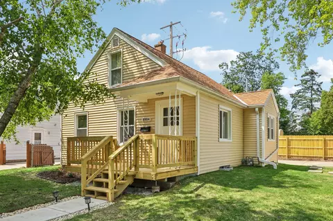 8904 W Montana, West Allis, WI 53227