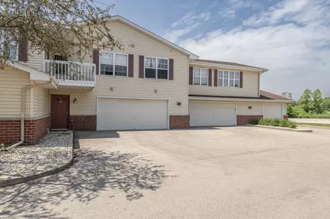 25151 87th #1, Salem, WI 53168