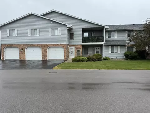 1243 N Sunnyslope #101, Mount Pleasant, WI 53406