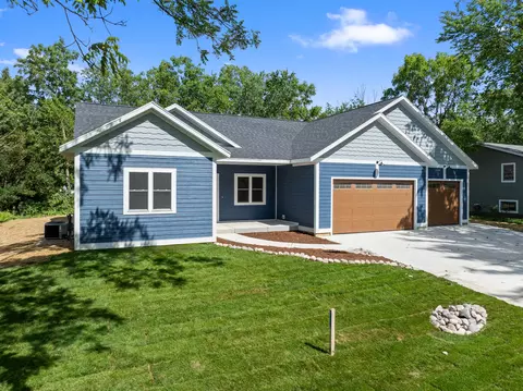 n3364 Oak Road, Geneva, WI 53147