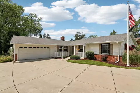 1003 17th, Grafton, WI 53024