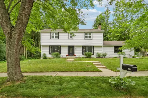 n100w5801 Buckingham, Cedarburg, WI 53012