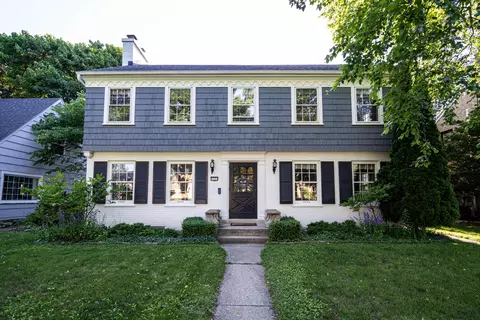 5353 N Santa Monica, Whitefish Bay, WI 53217