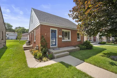 2835 S 49th, Milwaukee, WI 53219