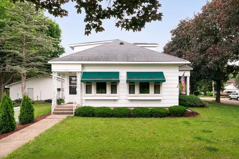 526 S Beaumont, Prairie Du Chien, WI 53821