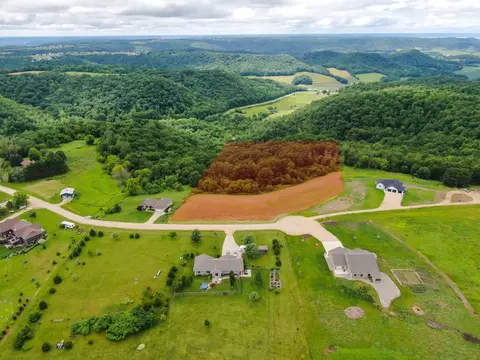 Lot 0 Clements, Greenfield, WI 54601