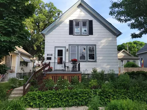 603 E Potter, Milwaukee, WI 53207