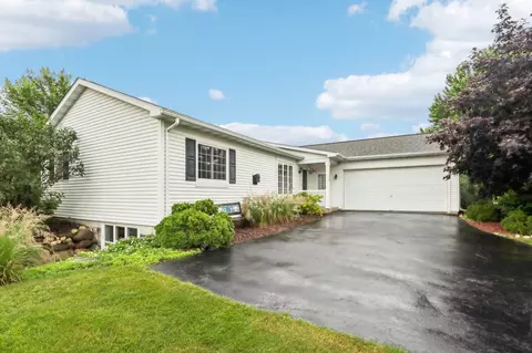 2600 Joanne, Waukesha, WI 53188