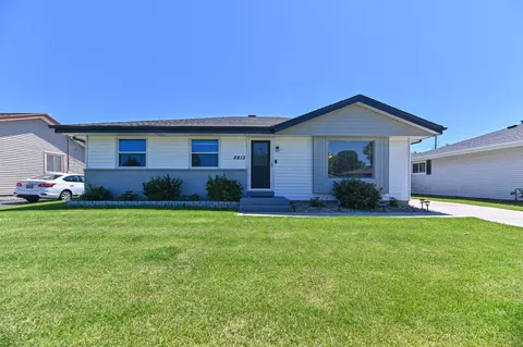 6815 Lone Elm, Racine, WI 53402