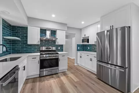 4661 N Parkside, Wauwatosa, WI 53225