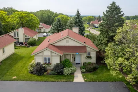 1731 Cottage #7-32, Geneva, WI 53147