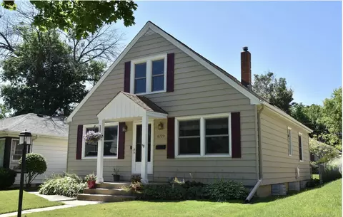 6729 W Wick, Milwaukee, WI 53219