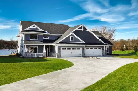 645 Pettibone Pointe, La Crosse, WI 54601