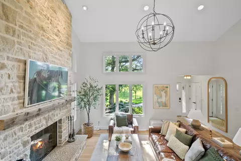 2525 Partridge Woods, Burlington, WI 53105