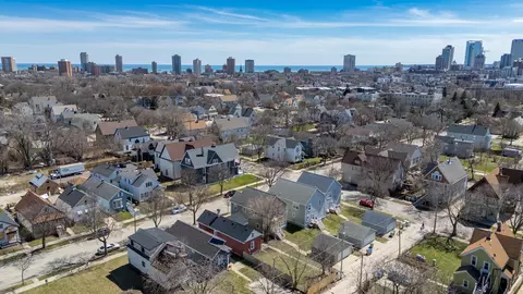 2217 N Buffum, Milwaukee, WI 53212