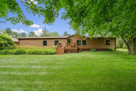 n13480 Buckskin Road, Trempealeau, WI 54661