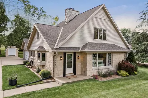 4445 Meadow, Brookfield, WI 53005