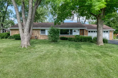w158n5752 Elmway, Menomonee Falls, WI 53051