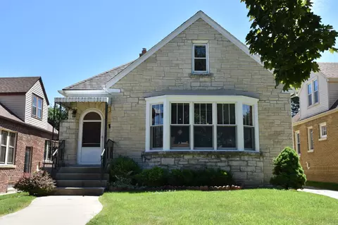 3136 S 32nd, Milwaukee, WI 53215