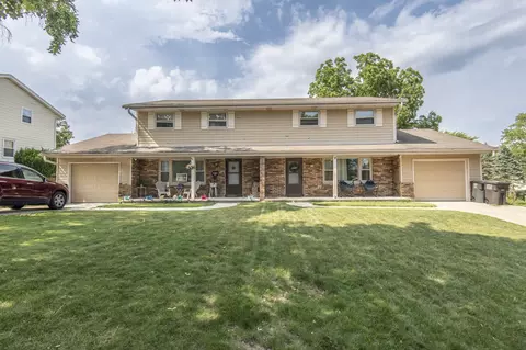 6632 W Charles #6634, Franklin, WI 53132