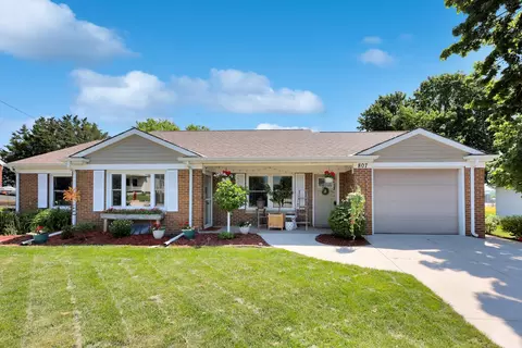 807 Tower, Kellnersville, WI 54215