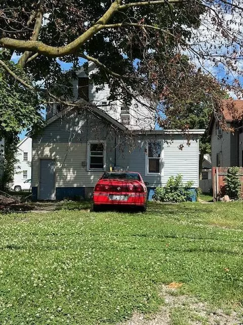 1554 Packard, Racine, WI 53403