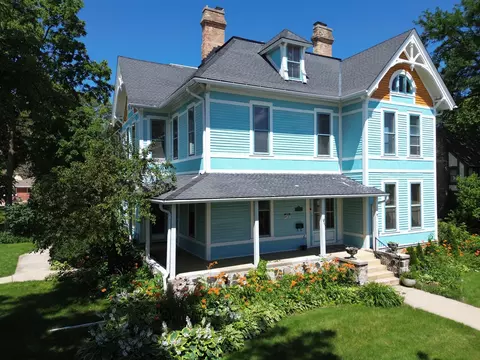 343 Glenview, Wauwatosa, WI 53213