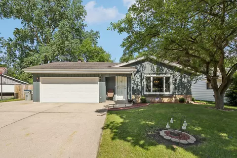7326 N Sussex, Milwaukee, WI 53209