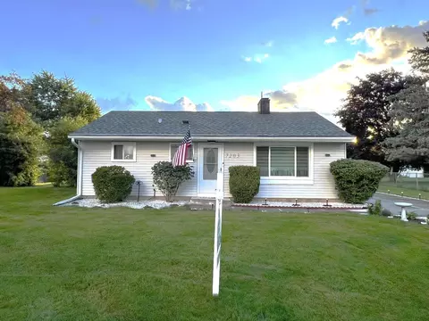 7203 S 37th, Franklin, WI 53132