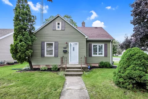 1402 S 19th, Manitowoc, WI 54220