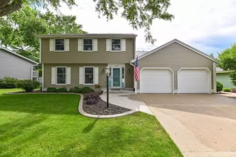 1232 River Park, Mukwonago, WI 53149