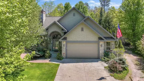 405 St Andrews, Rome, WI 54457