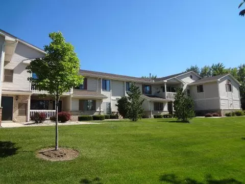 7409 98th #L, Kenosha, WI 53142