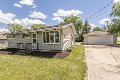 14511 W Dianne, New Berlin, WI 53151