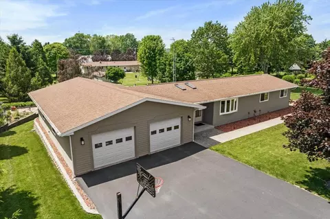 N654 Park, Holland, WI 53075