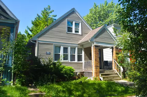 4727 N 36th, Milwaukee, WI 53209