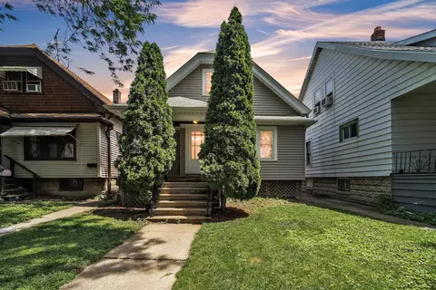 2020 S 36th, Milwaukee, WI 53215
