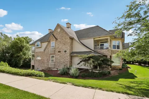 7045 S Riverwood #205, Franklin, WI 53132