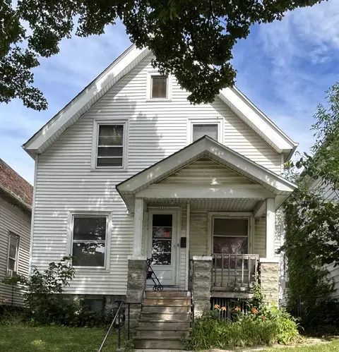 2826 N 33rd #2826A, Milwaukee, WI 53210