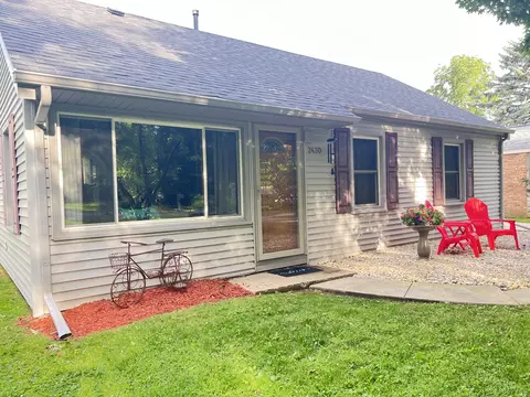 2430 N 3rd, Summit, WI 53066