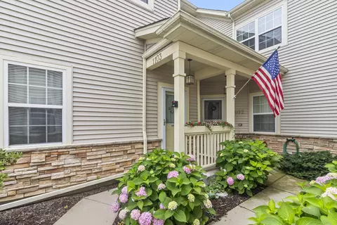 1150 Park #1103, Lake Geneva, WI 53147