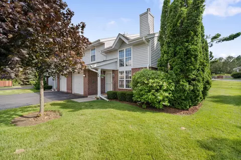 641 Westfield #E, Pewaukee, WI 53072