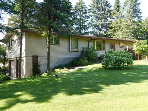504 Amsterdam, Cedar Grove, WI 53013