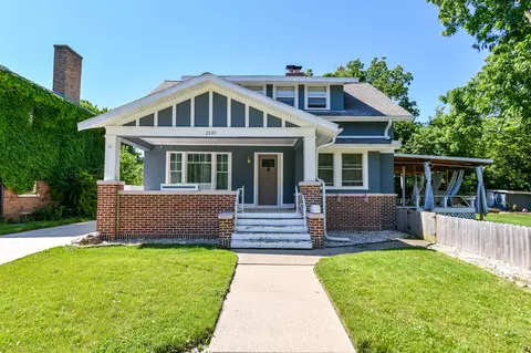2101 Fairview, Racine, WI 53403