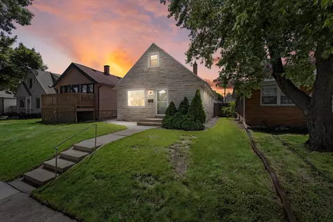 2417 S 62nd, West Allis, WI 53219